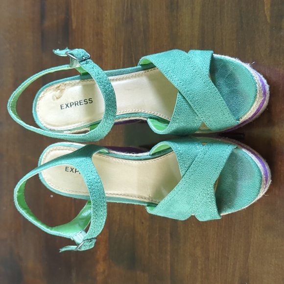 Express Wedge Heels - Picture 3 of 6